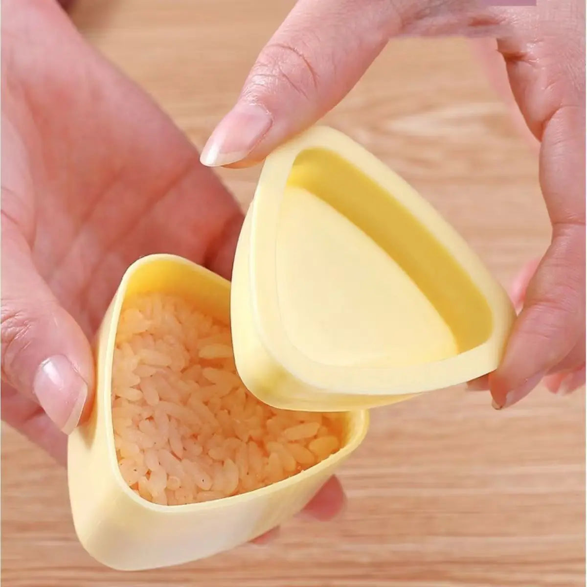 DIY baby rice ball mold, heart-shaped plum sushi mold, seaweed wrapped rice sushi tool