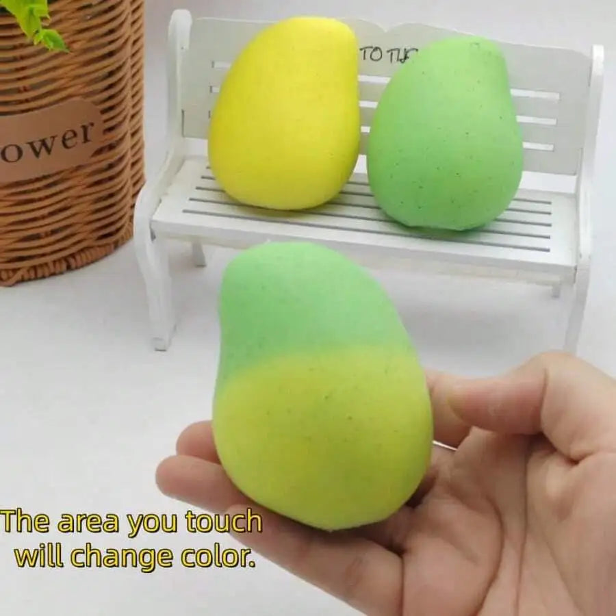 1pc Color Changing Mango Stress Relief Toy, Transforms From Warm Yellow To Green, Super Soft Slow Rebound Squeeze Toy, Cute Real