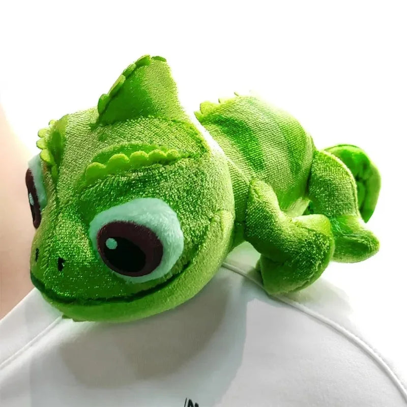 2026 Pascal Rapunzel Chameleon Lying Shoulder Plushie Toy Stuffed Doll Plush Toys Kawaii Pascal Decor Boys Girls Birthday Gift