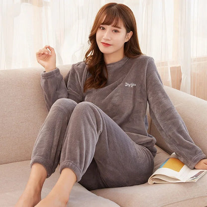 Women Warm Suit Coral Velvet Loungewear Loose Soft Fleece Thick Pajamas 2 Piece Set International Students Sleepwear Winter